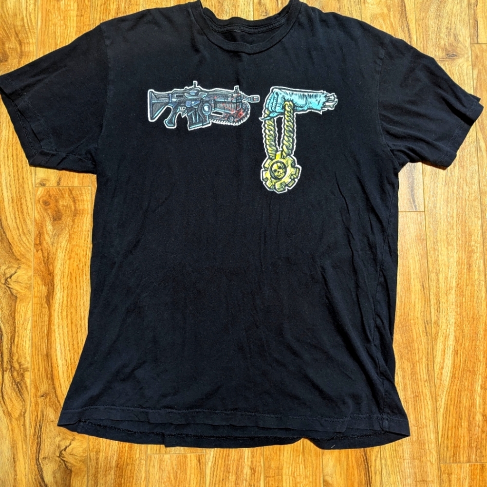Rare Gears Of War X Run The Jewels T-shirt